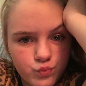 Meet your Posher, Riley